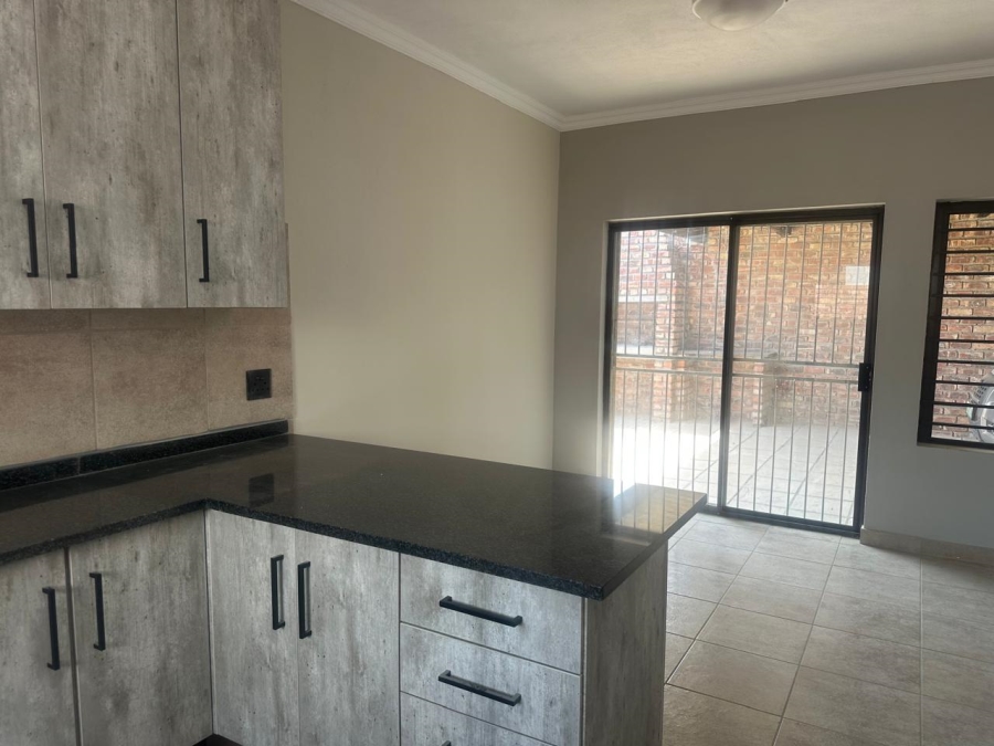 To Let 3 Bedroom Property for Rent in Waterval East North West